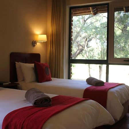 Ekuthuleni River Front Chalets Maruleng Exterior photo